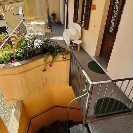 Daire Bilocale Vecchio Borgo Borgosesia